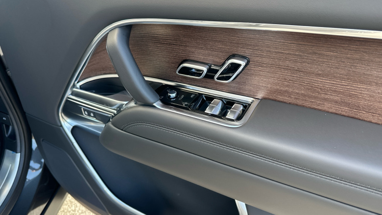 Land Rover Range Rover 3.0 D350 HSE 4dr Auto Diesel Estate